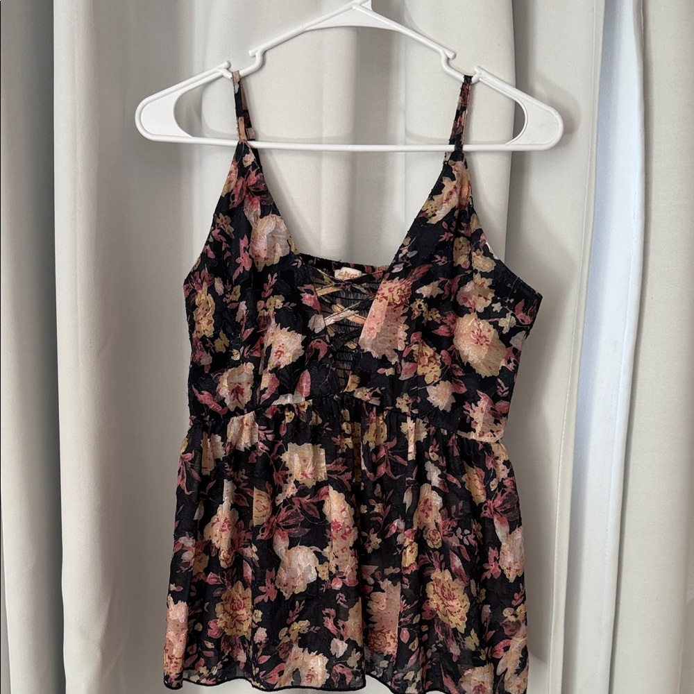 5/$25 Floral Lace-Up Camisole in Black and Pink
